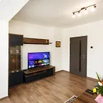 Victoria Apartment